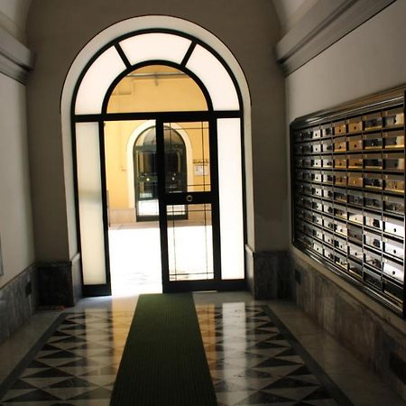 Colosseum New Charming Apartment Roma Esterno foto