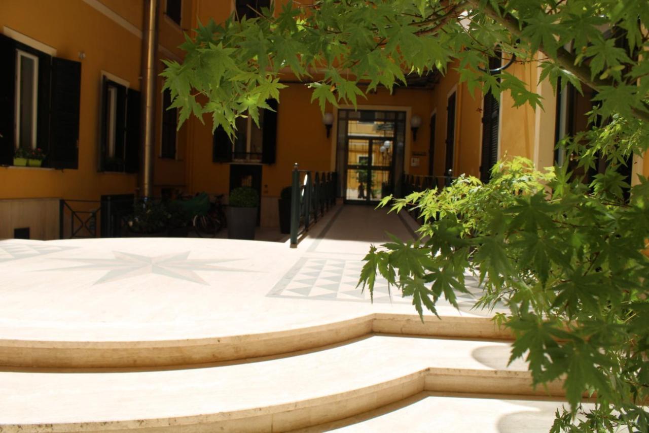 Colosseum New Charming Apartment Roma Esterno foto